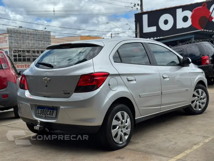 Onix 1.4 LT SPE/4