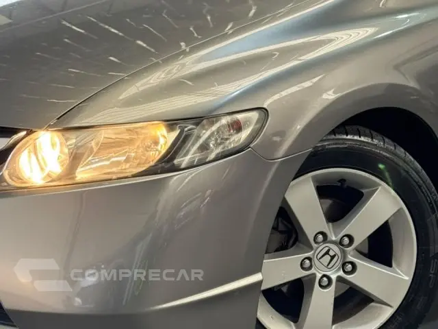 CIVIC - 1.8 LXS 16V 4P MANUAL