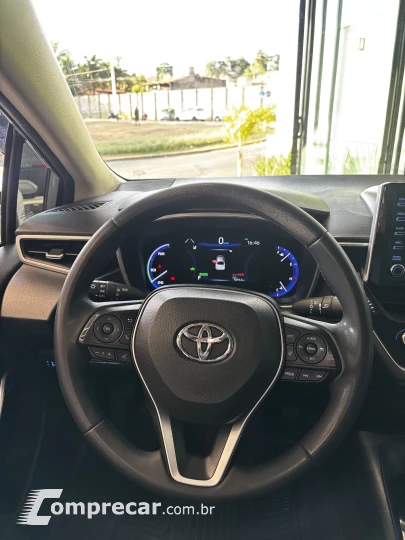 COROLLA 1.8 VVT-I Hybrid Altis