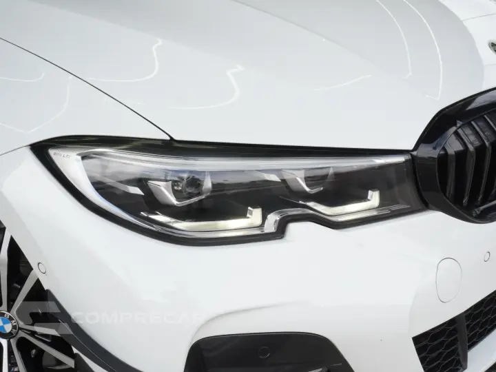 320i 2.0 16V TURBO GASOLINA M SPORT AUTOMÁTICO