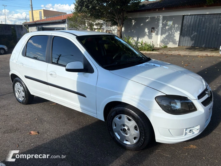 CELTA 1.0 MPFI LT 8V