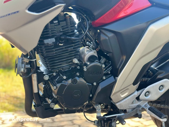 FZ25 FAZER