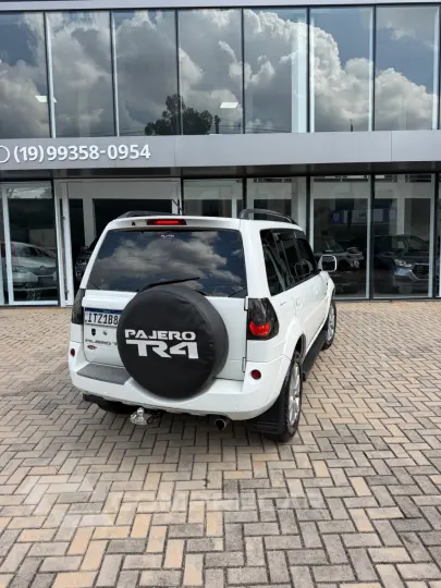 Pajero TR4 2.0/ 2.0 Flex 16V 4x4 Aut.