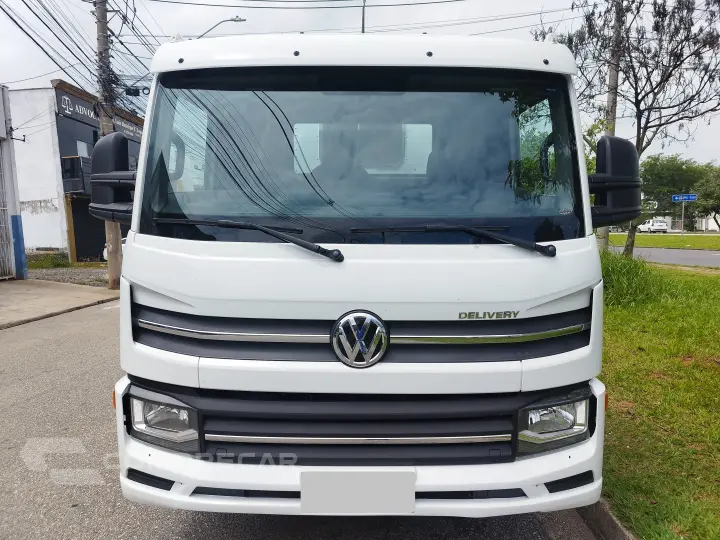 Delivery Express 2.8 Prime Diesel (Carroceria + Cabine suple