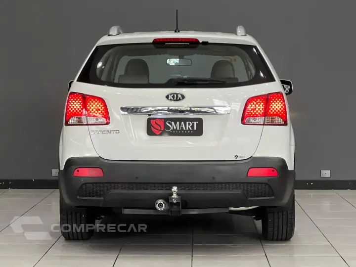 SORENTO 2.4 16V GASOLINA EX AUTOMÁTICO