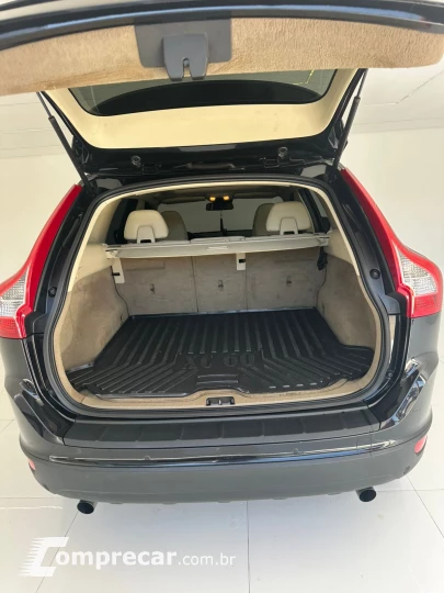 XC60 2.0 T5 Dynamic FWD Turbo