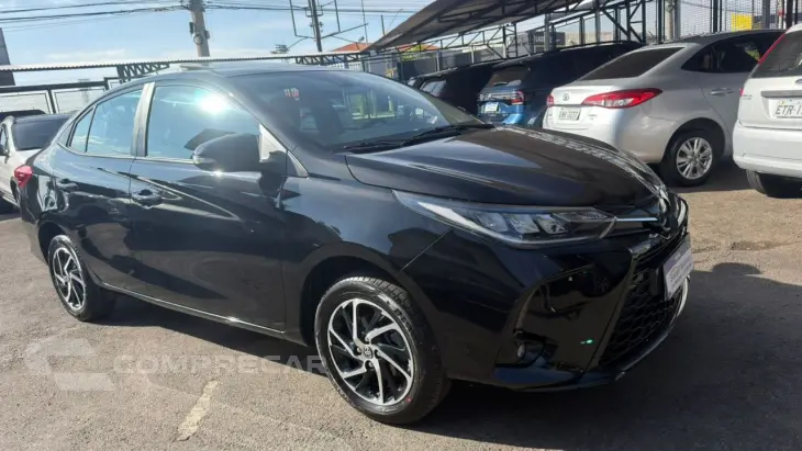 Yaris Sedan 1.5 16V 4P FLEX XLS MULTIDRIVE AUTOMÁTICO CVT