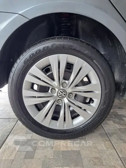 VOYAGE 1.0 12V MPI Totalflex