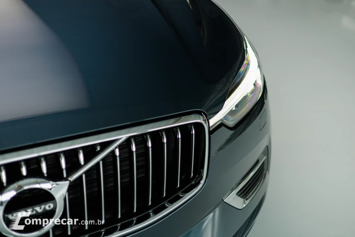 XC60 2.0 T8 HYBRID MOMENTUM AWD GEARTRONIC