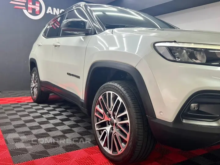 COMPASS 2.0 TD350 TURBO DIESEL LIMITED AT9