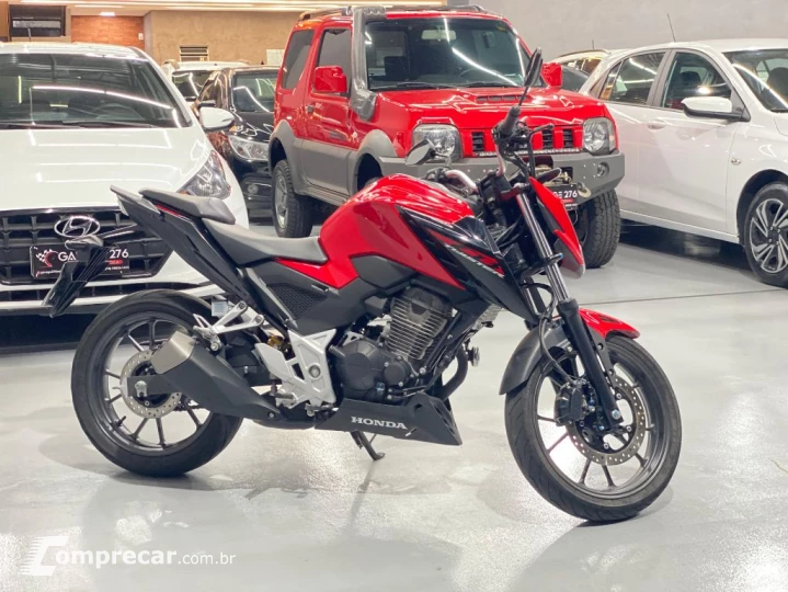 CB 300F Twister Flex