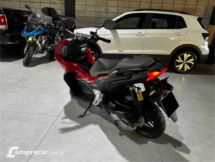 ADV 150