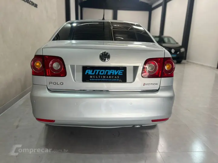 Polo Sedan 1.6 4P FLEX COMFORTLINE I-MOTION AUTOMATIZADO