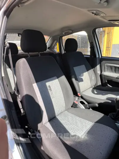 FIESTA 1.6 MPI Class Sedan 8V