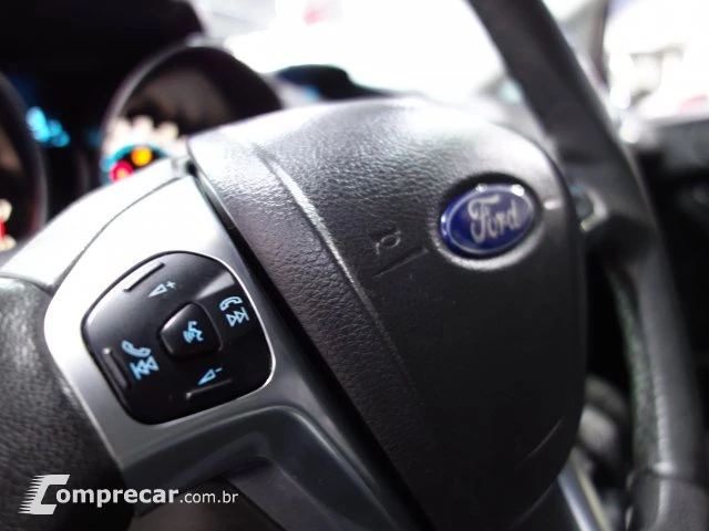 FIESTA HATCH - 1.6 TITANIUM HATCH 16V 4P AUTOMÁTICO