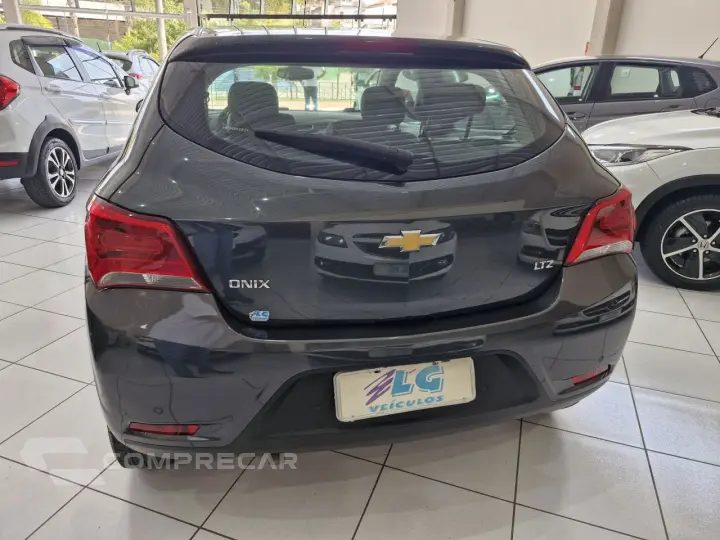 Onix Hatch 1.4 4P FLEX LTZ