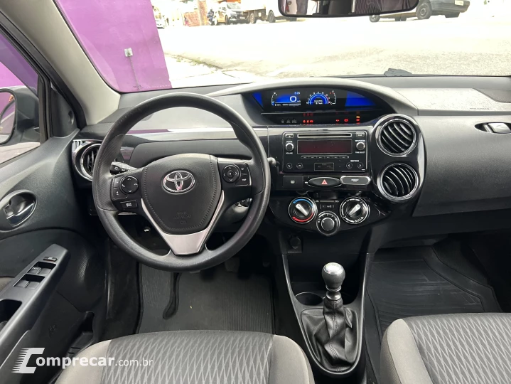 ETIOS 1.5 Platinum Sedan 16V