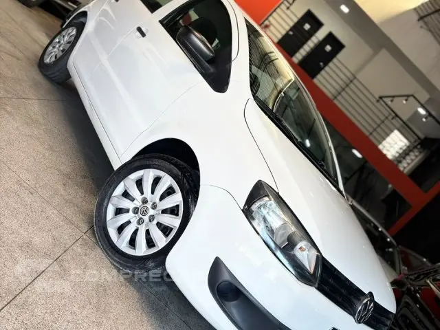 FOX - 1.0 MI 8V 4P MANUAL