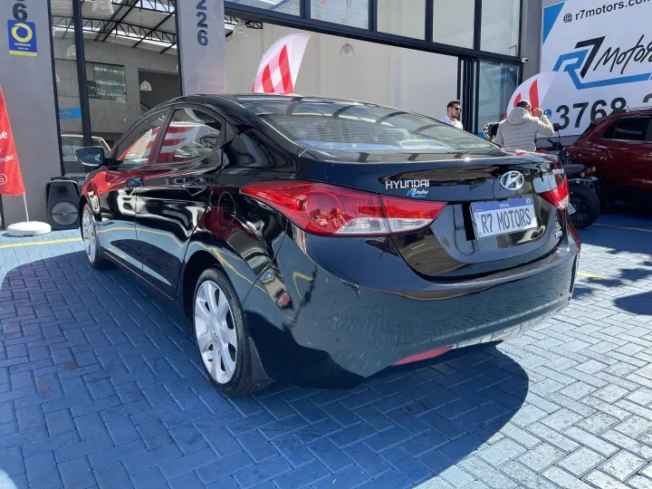 ELANTRA 1.8 GLS 16V GASOLINA 4P AUTOMÁTICO