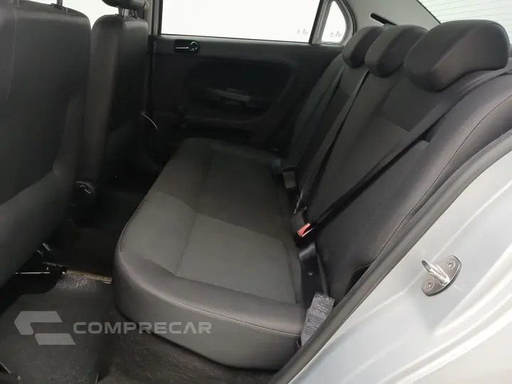 VOYAGE 1.0 12V MPI TOTALFLEX 4P MANUAL