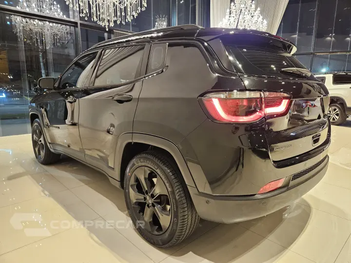 COMPASS 2.0 16V Night Eagle