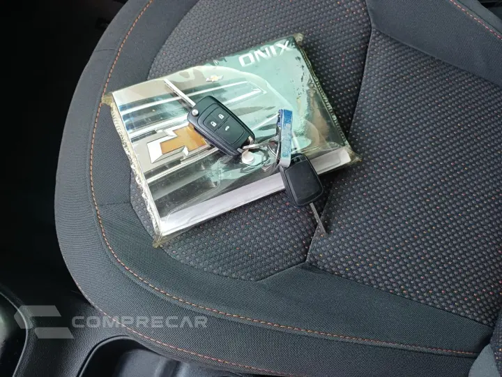 Onix Hatch 1.4 4P FLEX LTZ