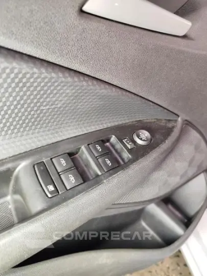 ONIX HATCH LT 1.0 12V FLEX 5P MEC