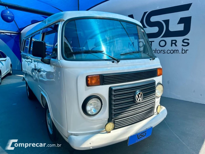 Kombi 1.4 FLEX STD 9 LUGARES