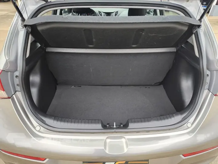 HB20 1.6 Comfort Style 16V