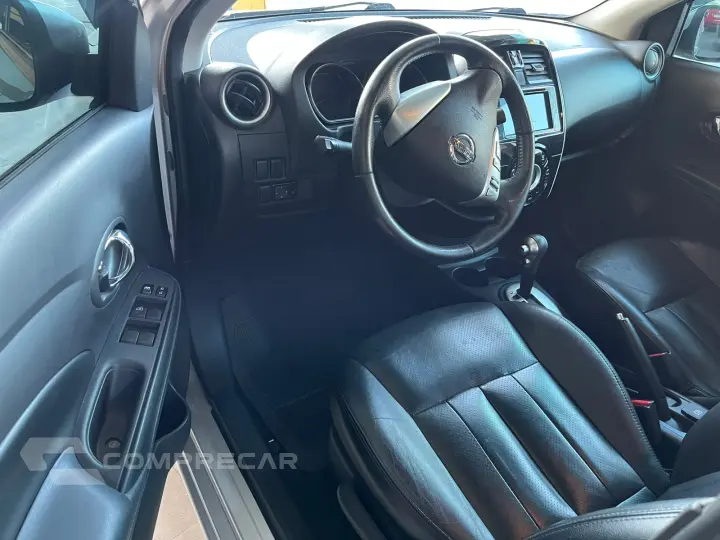 VERSA 1.6 16V Unique
