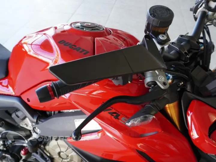 STREETFIGHTER V4 S 1103CC
