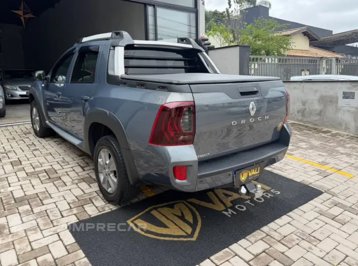 DUSTER OROCH Dyna. 2.0 Flex 16V Aut.