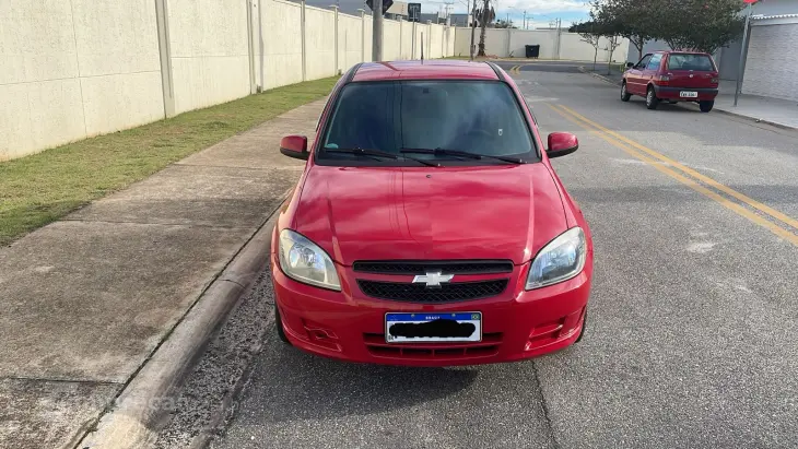 CELTA 1.0 MPFI LT 8V