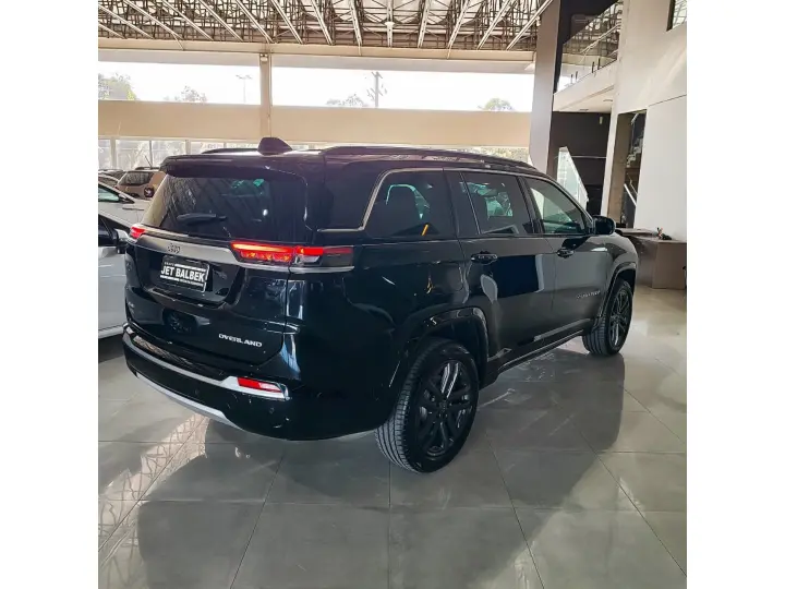 COMMANDER 2.2 TURBO DIESEL OVERLAND AT9