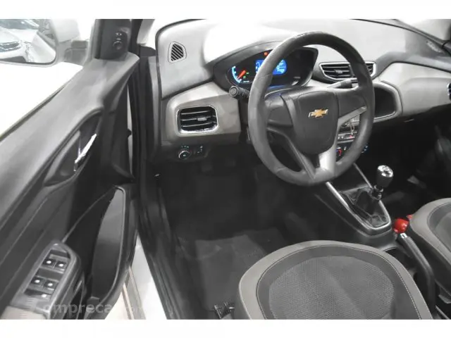 PRISMA - 1.4 MPFI LTZ 8V 4P MANUAL