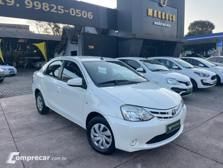 ETIOS 1.5 XS Sedan 16V