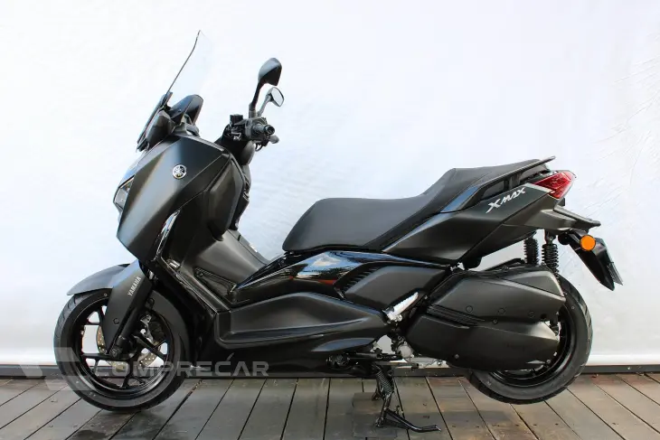 YAMAHA XMAX 250 CONNECTED ABS