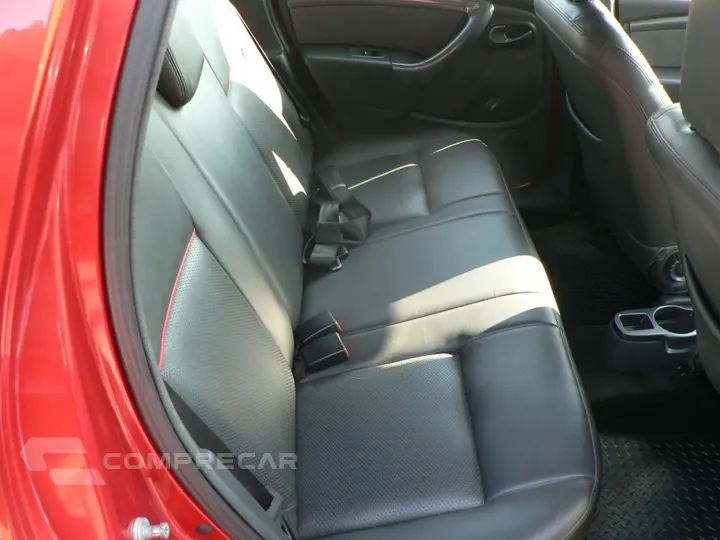 DUSTER 2.0 DYNAMIQUE 4X2 16V FLEX 4P AUTOMÁTICO