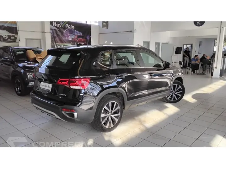 TAOS 1.4 250 TSI TOTAL FLEX HIGHLINE AUTOMÁTICO