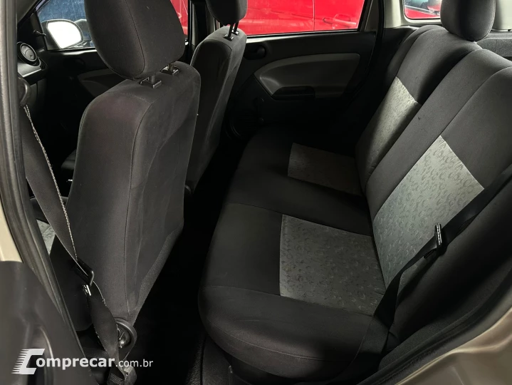 FIESTA 1.0 MPI Hatch 8V