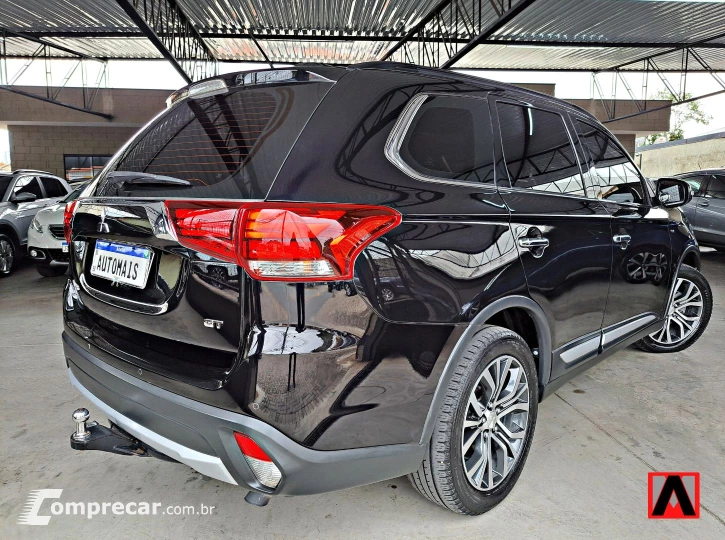 OUTLANDER 3.0 4X4 V6 24V