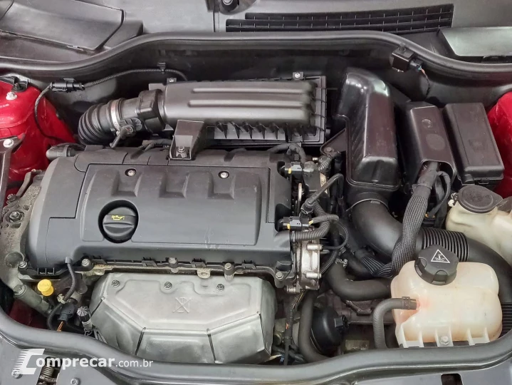 One 1.6 16V Gasolina 2P Automático