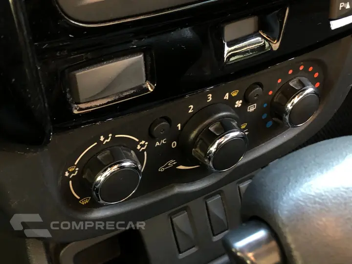 Duster 2.0 Dynamique 4X2 16V Flex 4P Automático