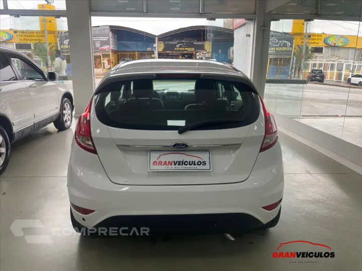 FIESTA 1.6 TITANIUM HATCH 16V FLEX 4P POWERSHIFT