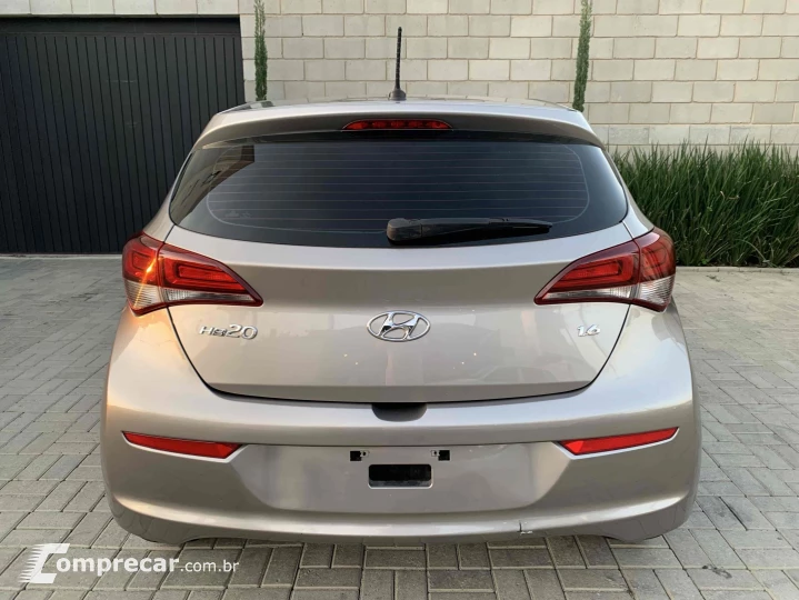 HB20 1.6 COMFORT PLUS 16V FLEX 4P MANUAL