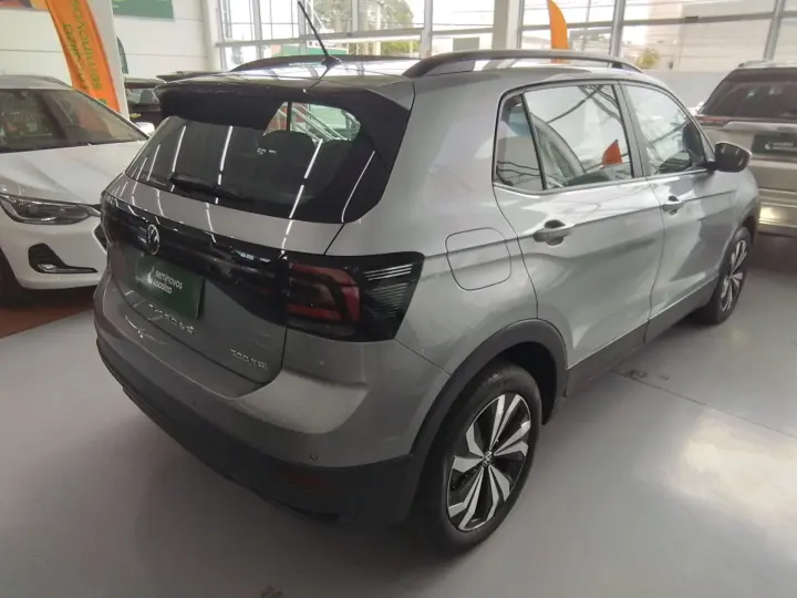 T-CROSS 1.0 200 TSI TOTAL FLEX AUTOMÁTICO