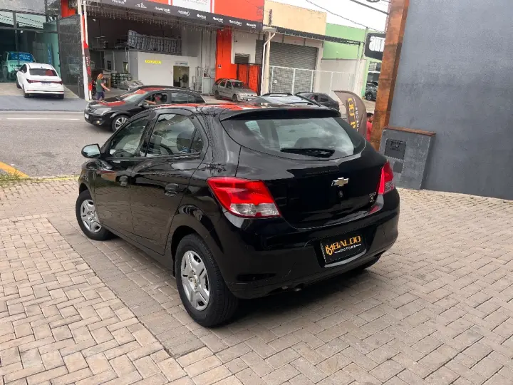 ONIX HATCH LS 1.0 8V FlexPower 5p Mec.