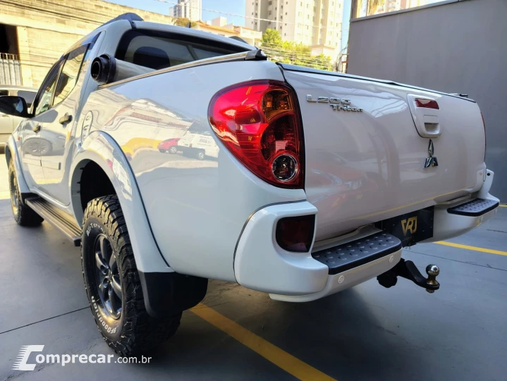 L200 Triton HLS 2.4 Flex 16V CD Mec.