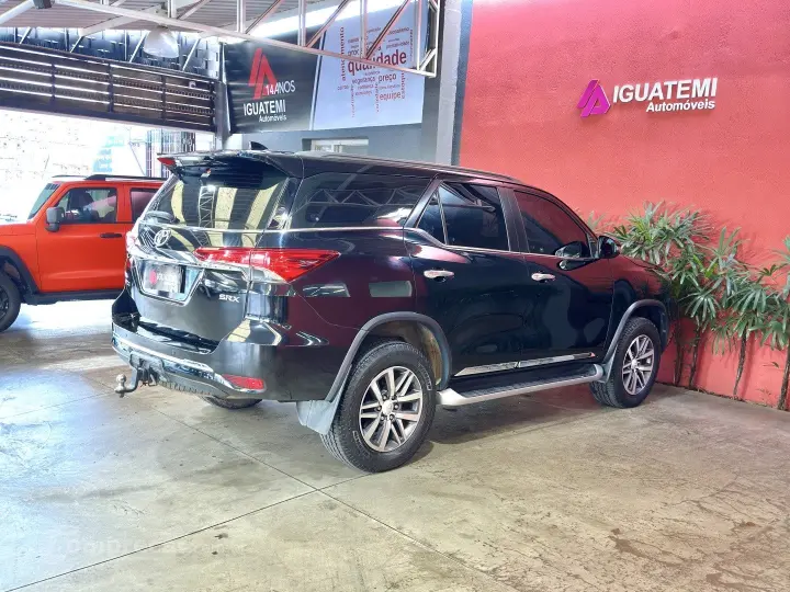 HILUX SW4 2.8 SRX 4X4 7 LUGARES 16V TURBO INTERCOOLER DIESEL