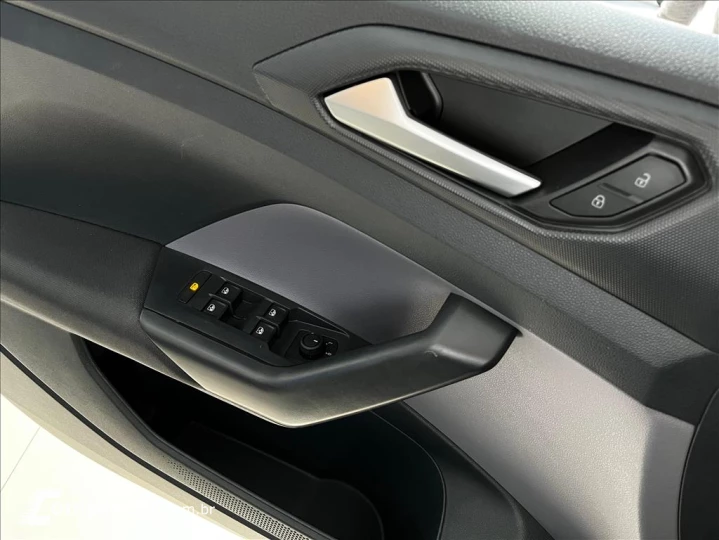 T-CROSS 1.0 200 TSI TOTAL FLEX SENSE AUTOMÁTICO